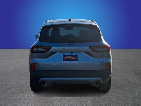 Used 2024 Ford Escape Platinum image 5