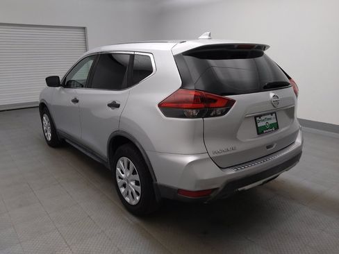 Used 2018 Nissan Rogue S FWD image 5