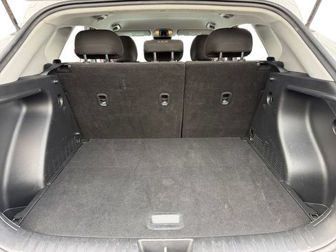 Used 2025 Hyundai Kona SEL FWD image 28