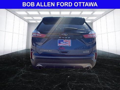 Used 2023 Ford Edge Titanium w/ Equipment Group 301A AWD/4WD image 4