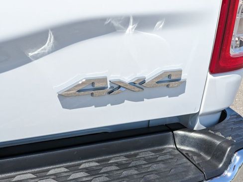 Used 2024 RAM 2500 Tradesman w/ Chrome Appearance Group AWD/4WD image 24