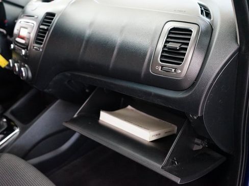 Used 2018 Kia Forte LX image 34