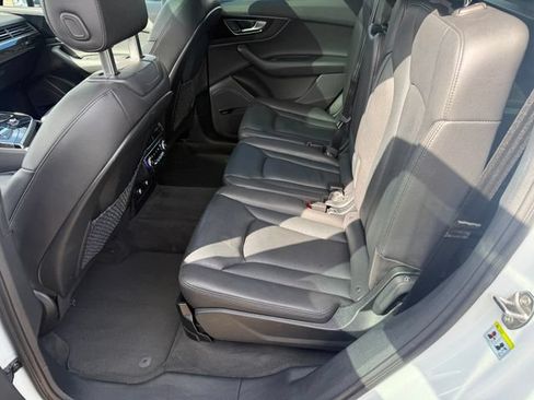 Used 2019 Audi Q7 3.0T Premium Plus w/ Premium Plus Package AWD/4WD image 24