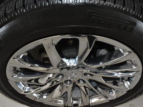 Used 2021 Cadillac Escalade Premium Luxury w/ LPO, Radiant Package image 9