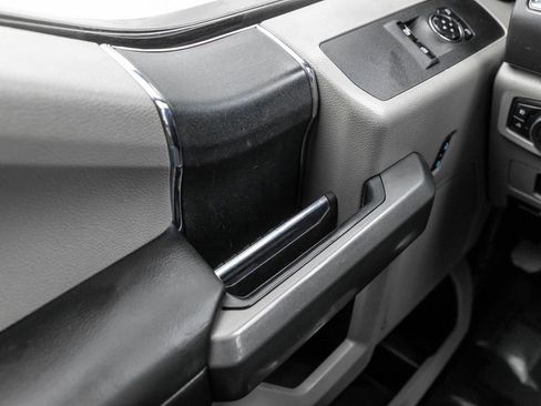 Used 2017 Ford F350 XLT w/ XLT Value Package image 33