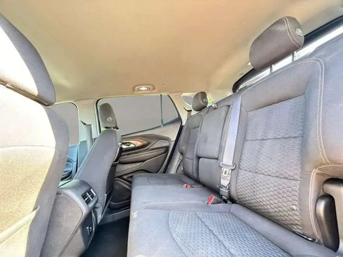 Used 2018 GMC Terrain SLE w/ Driver Convenience Package FWD image 14
