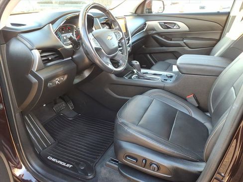 Certified 2020 Chevrolet Traverse LT w/ LT Premium Package image 17