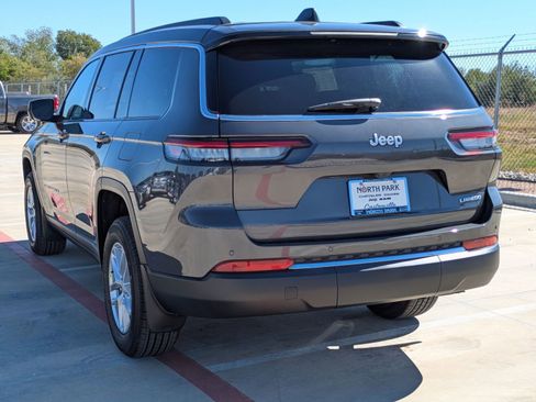 New 2025 Jeep Grand Cherokee L Laredo RWD image 5