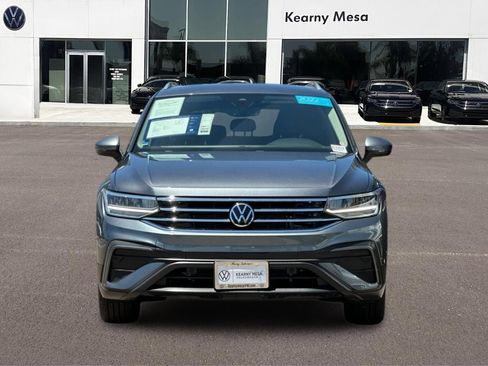 Used 2022 Volkswagen Tiguan SE FWD image 9