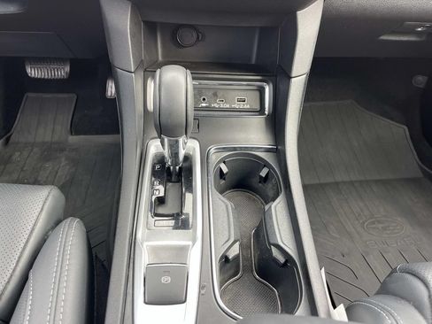 Used 2024 Subaru Ascent Limited w/ Popular Package #2 AWD/4WD image 15