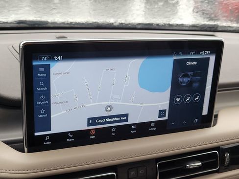 Certified 2023 Lincoln Nautilus FWD w/ Premium Package image 19