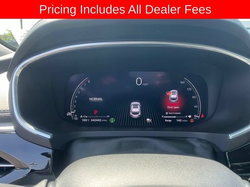 Used 2024 Acura MDX SH-AWD w/ Advance Package image 14