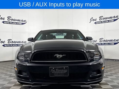 Used 2014 Ford Mustang Coupe RWD image 4