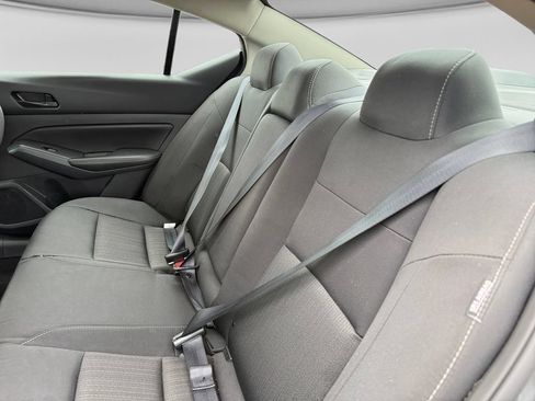 Used 2025 Nissan Altima 2.5 SV FWD image 35