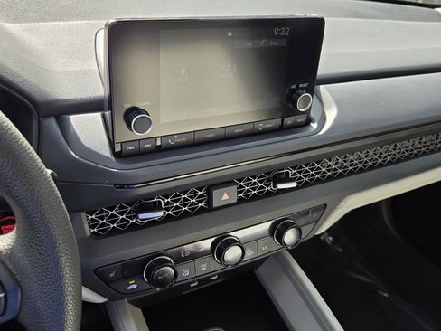 Used 2024 Honda Accord EX image 19