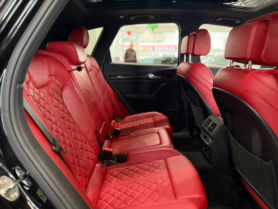 Used 2023 Audi SQ5 Prestige w/ Prestige Package AWD/4WD image 21