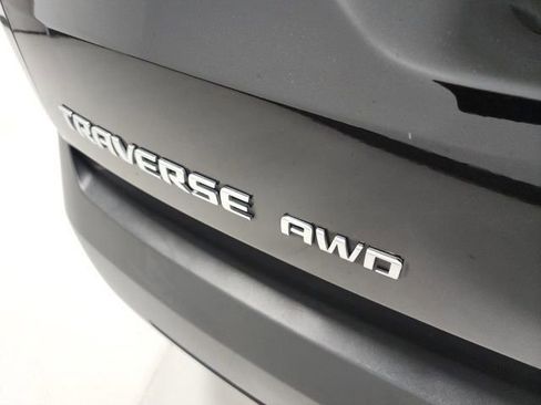 Used 2023 Chevrolet Traverse LT w/ LT Premium Package AWD/4WD image 14