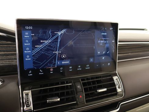 Used 2023 Lincoln Navigator Black Label AWD/4WD image 7