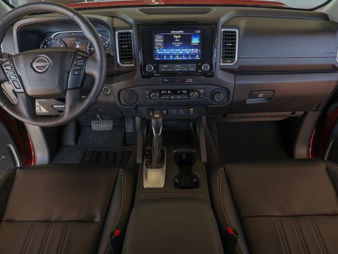 Used 2024 Nissan Frontier SL w/ Technology Package image 36