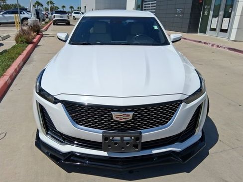 Used 2024 Cadillac CT5 Luxury image 2