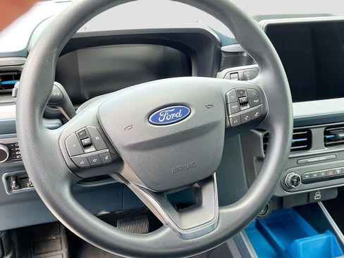 Used 2025 Ford Maverick XLT w/ Equipment Group 301A AWD/4WD image 11
