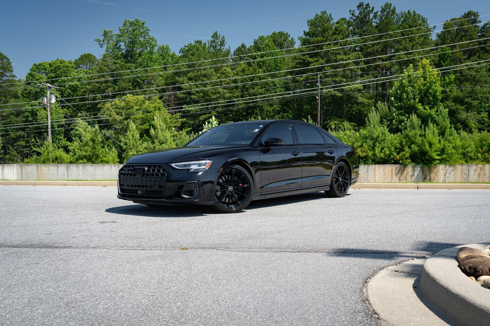 Used 2024 Audi S8 AWD/4WD image 4