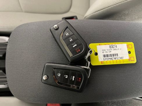 Certified 2022 Toyota Corolla LE image 24