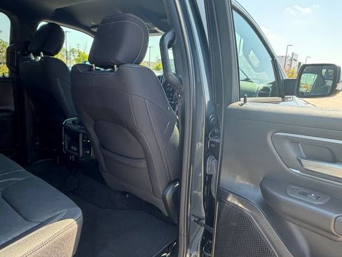 Used 2025 RAM 1500 Big Horn AWD/4WD image 47