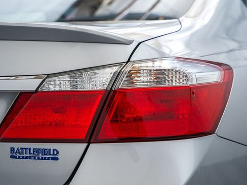 Used 2015 Honda Accord EX image 8