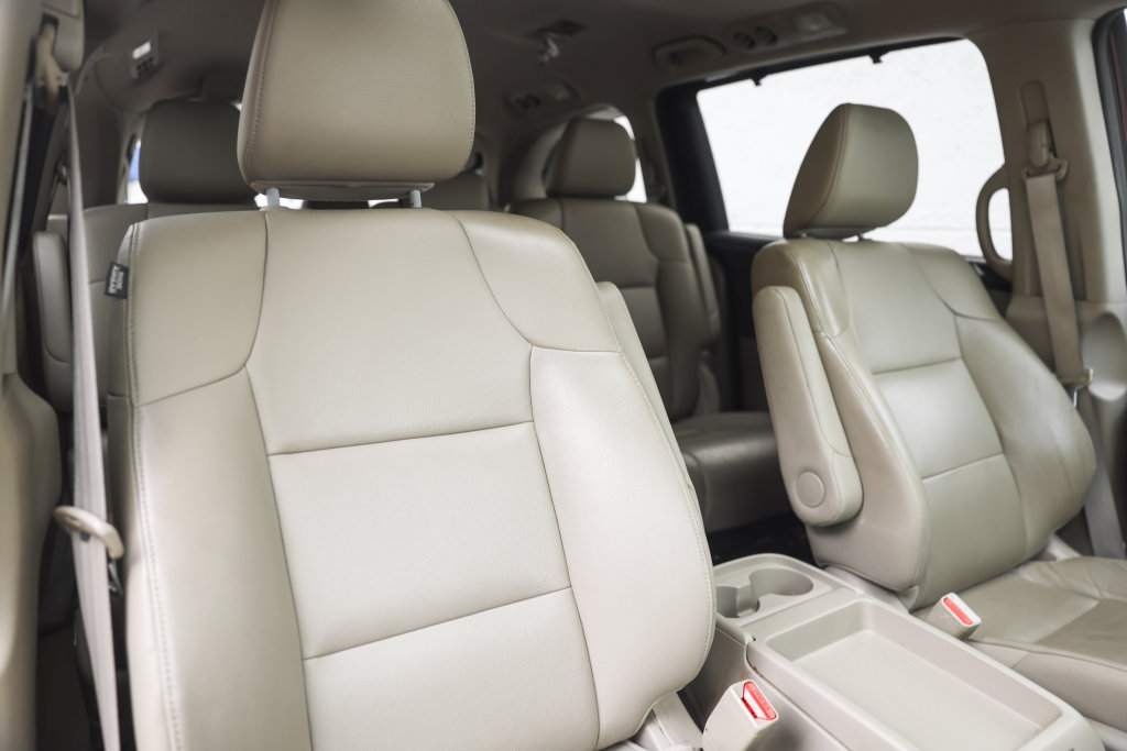 Used 2015 Honda Odyssey Touring image 36