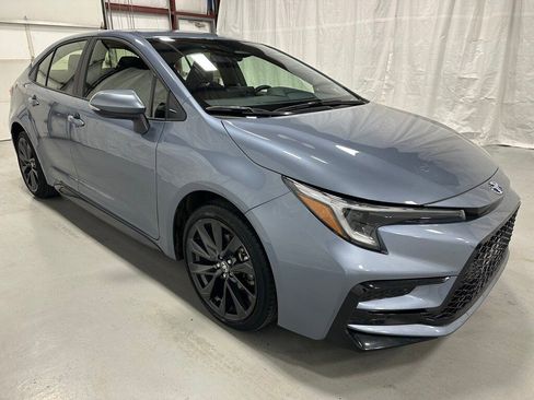 Used 2025 Toyota Corolla SE image 1