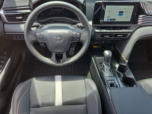 Used 2026 Toyota Camry SE FWD image 22