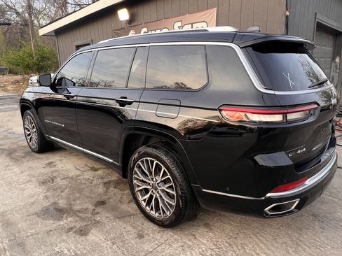 Used 2021 Jeep Grand Cherokee L Summit image 5