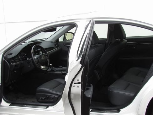 Used 2016 Lexus ES 350 image 12