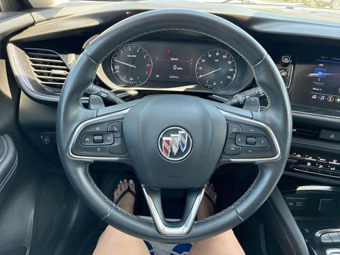 Used 2023 Buick Envision Preferred image 11