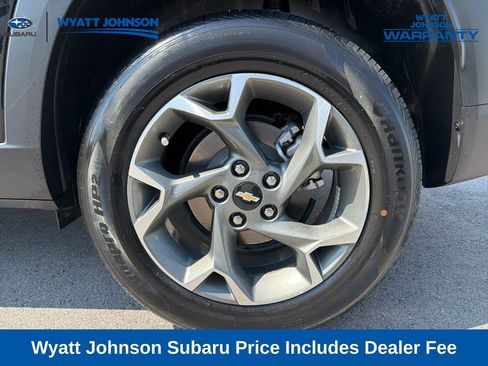 Used 2024 Chevrolet Trax LT FWD image 5