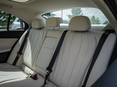 Certified 2024 Mercedes-Benz E 450 4MATIC Sedan image 31