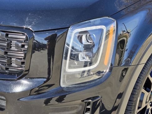Used 2022 Kia Telluride SX w/ Nightfall Edition Package image 35