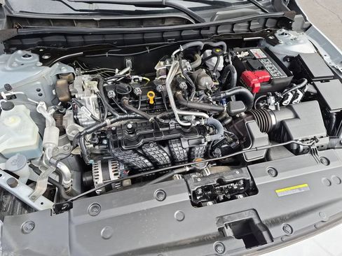 Used 2025 Nissan Altima 2.5 SV AWD/4WD image 35