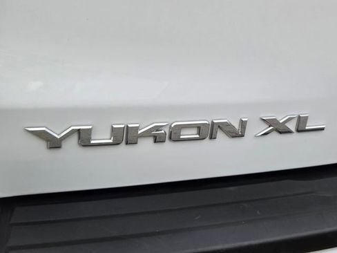 Used 2020 GMC Yukon XL SLT image 21