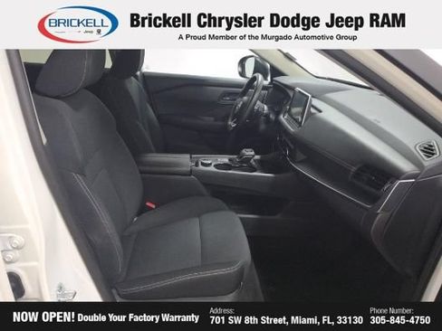 Used 2024 Nissan Rogue S AWD/4WD image 12