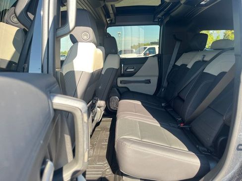 New 2026 GMC Hummer EV SUV w/ LPO, Sport Package image 22
