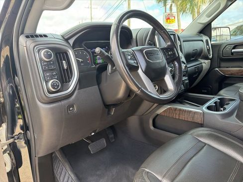 Used 2021 GMC Sierra 1500 Denali w/ Driver Alert Package II image 9