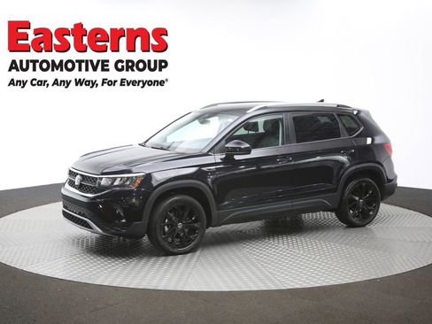 Used 2024 Volkswagen Taos SE image 56