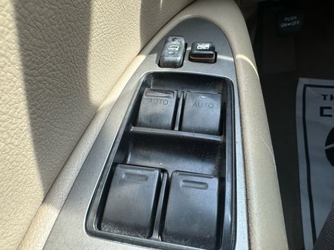 Used 2008 Toyota Avalon XL image 14