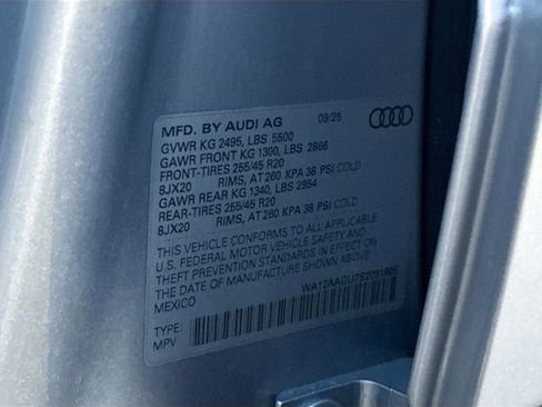 Used 2025 Audi Q5 Premium Plus w/ Premium Plus AWD/4WD image 41