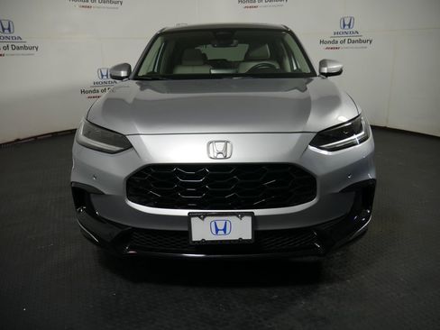 Certified 2023 Honda HR-V EX-L image 2