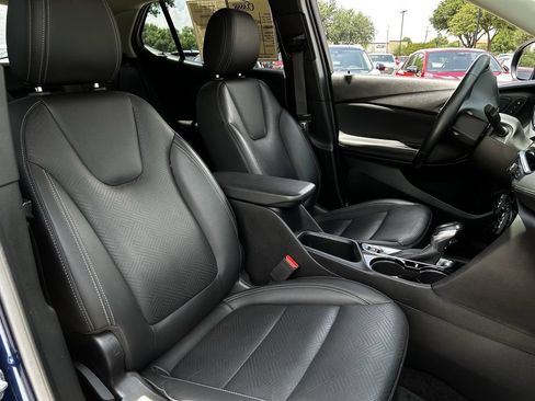 Used 2023 Buick Encore GX Essence w/ Experience Buick Package FWD image 29