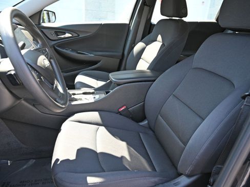 Used 2023 Chevrolet Malibu LT image 13