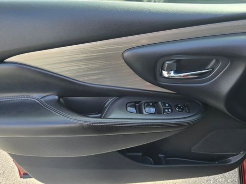 Used 2015 Nissan Murano SV w/ Cargo Package FWD image 14